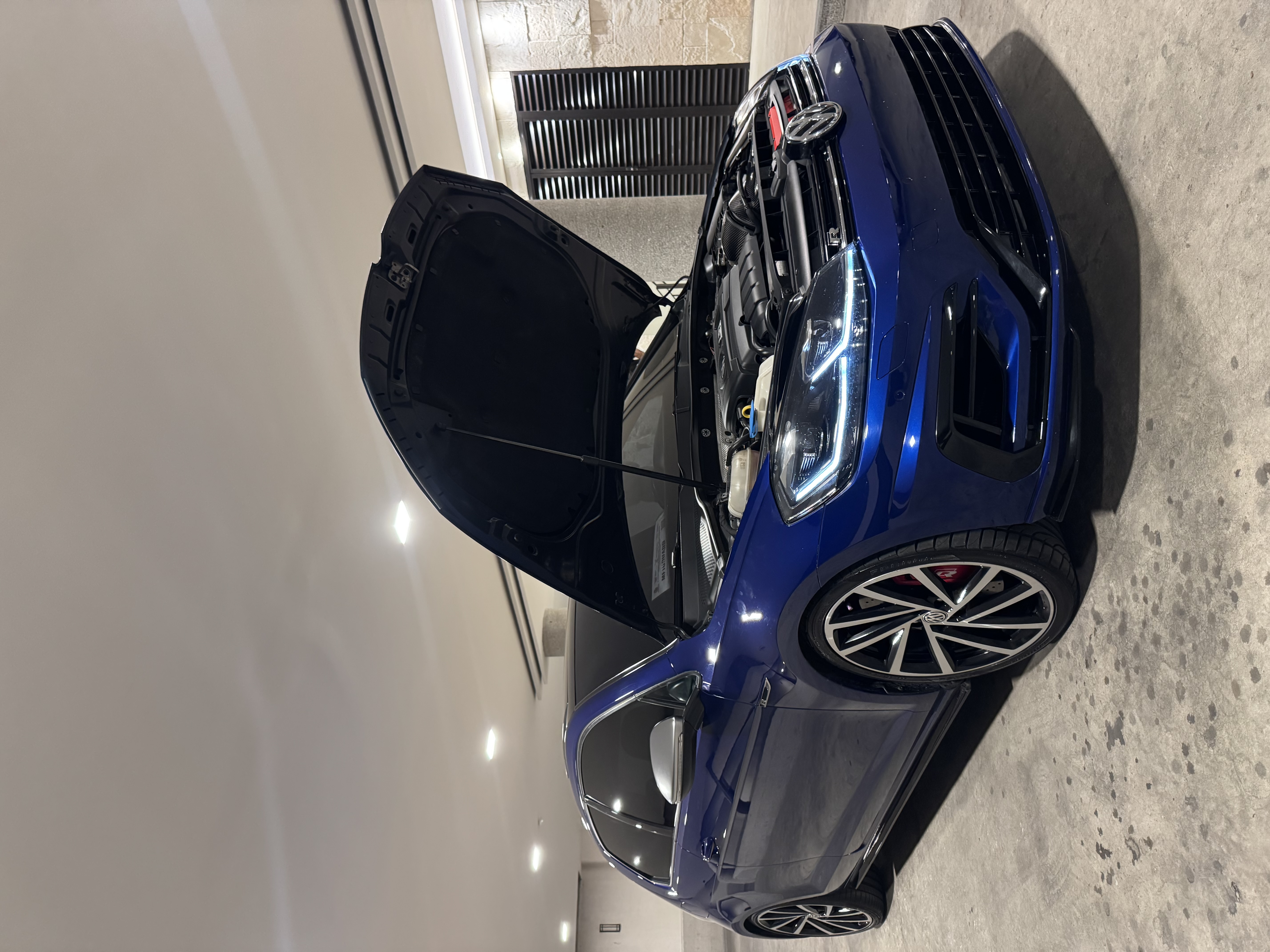 GOLF R  MK7.5