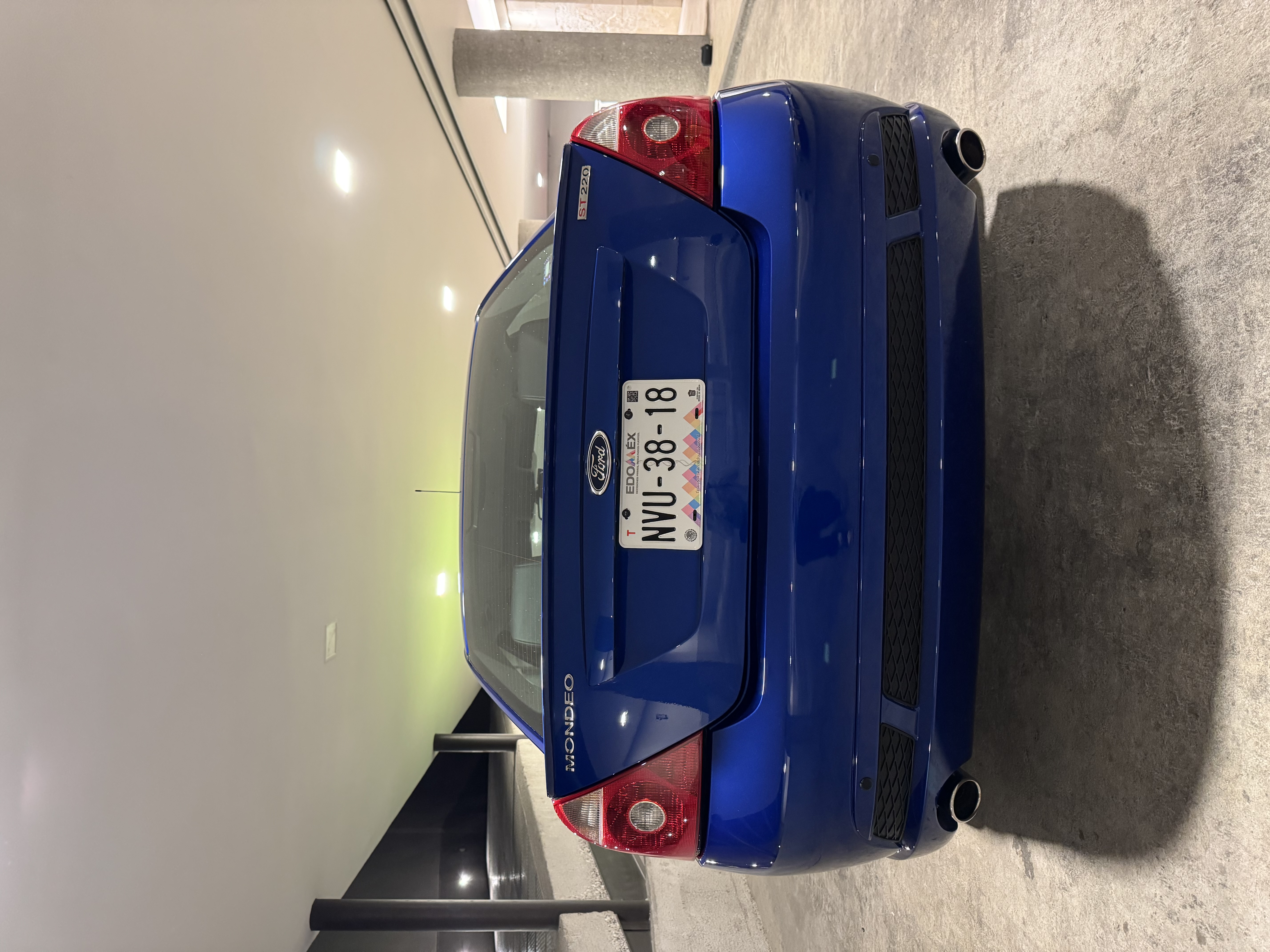 FORD MONDEO ST220 