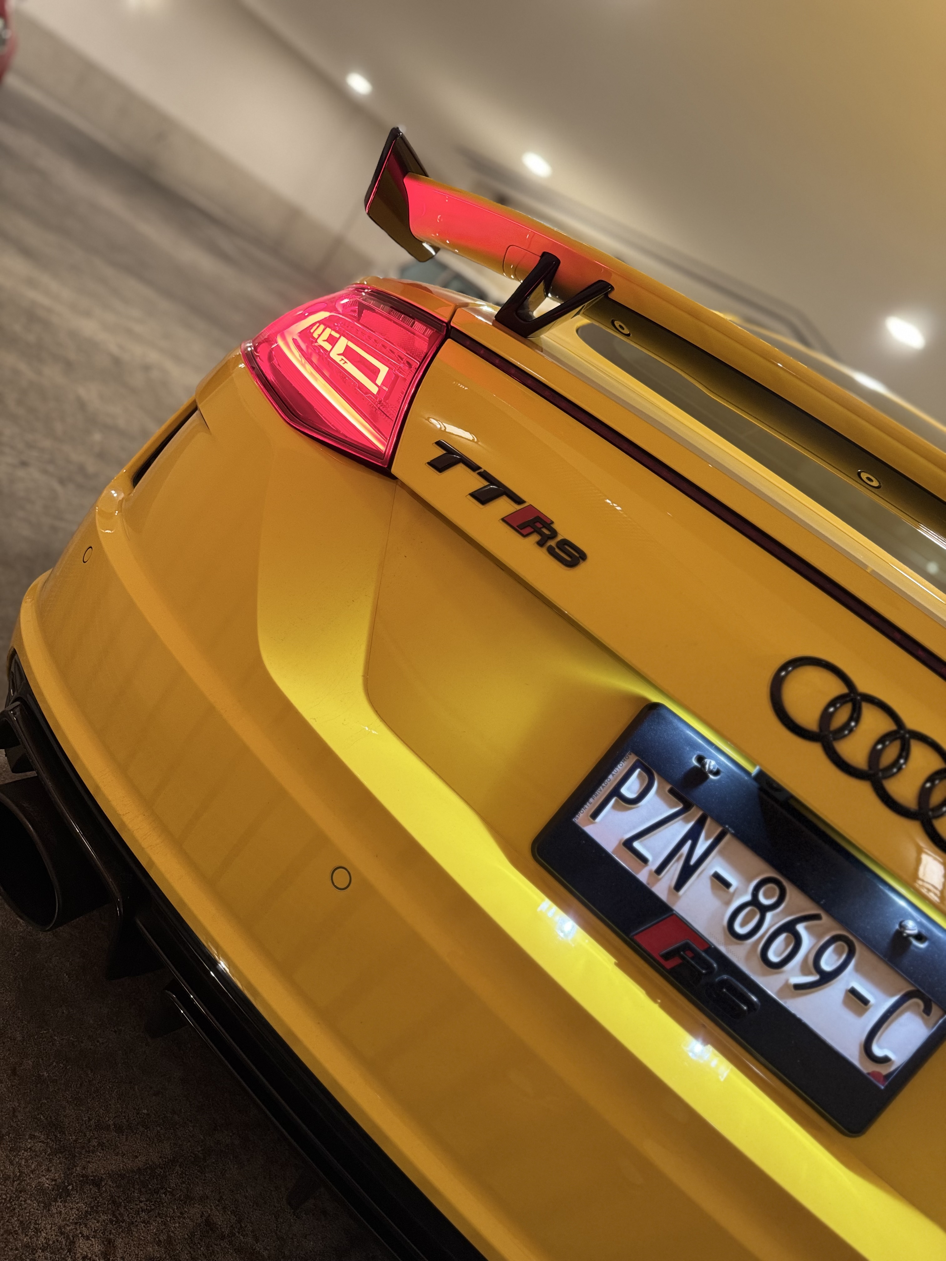AUDI TT RS