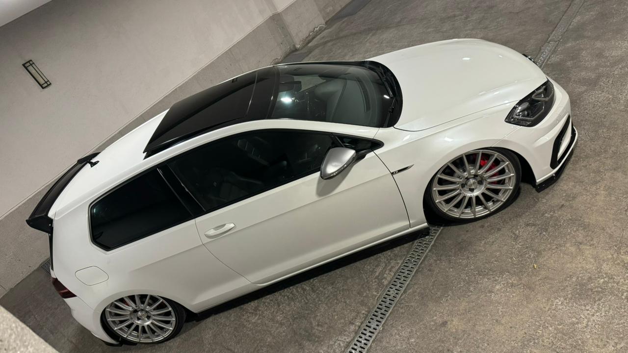 GOLF R MK7.5